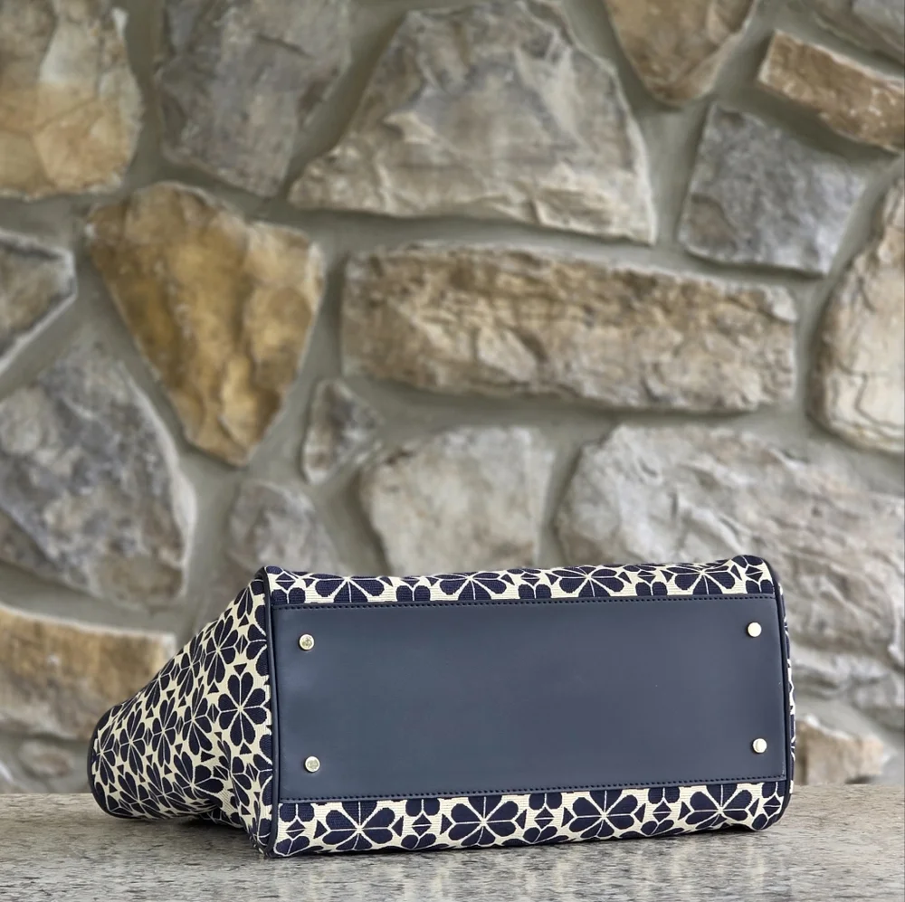 Kate Spade Spade Flower Medium Blue Tote - Picture 4 of 8